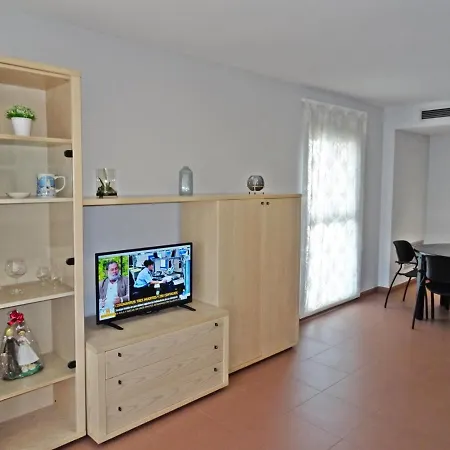 Apartment Capri Gandia Primera Linea - Alquiler Solo Familias