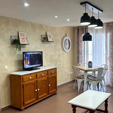 Apartment Capri Gandia Primera Linea - Alquiler Solo Familias *